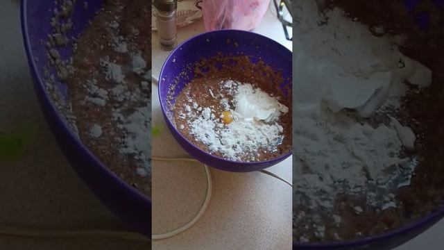 Оладьи с малиновым джемом