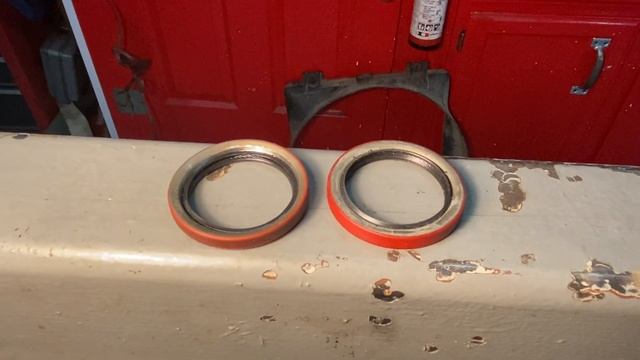 I figured out why my front crank seal was leaking on my 1985 Ford Ranger смотреть онлайн