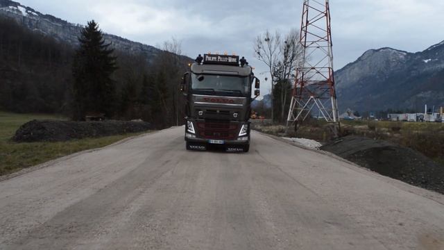 ?? VOLVO 540 : TP (TRANSPORTS Philippe Pellet-Moine) смотреть онлайн