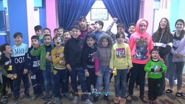Exército russo entrega ajuda humanitária em Nagorno-Karabakh e orfanato na Síria смотреть онлайн