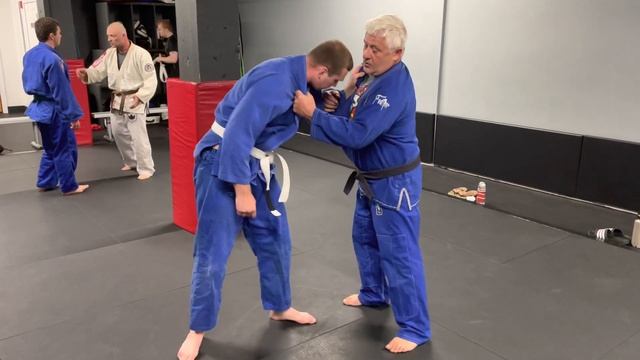 Dmitri Zaitsev/Дмитрий Зайцев: САМБО/ДЗЮДО/SAMBO/JUDO Самбо/дзюдо/Sambo/Judo БОКОВОЙ ТОЛЧОК БРОСОК смотреть онлайн