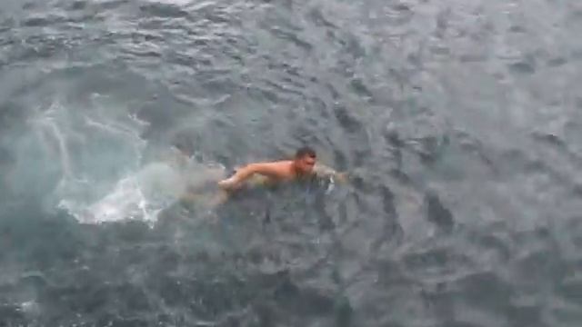 прыжок с причала смотреть онлайн