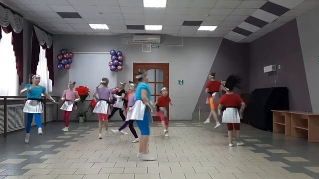 30 «Аэробика» МОУ ДО Дом детского творчества пгт. Свеча – танец «Робот Бронислав» смотреть онлайн