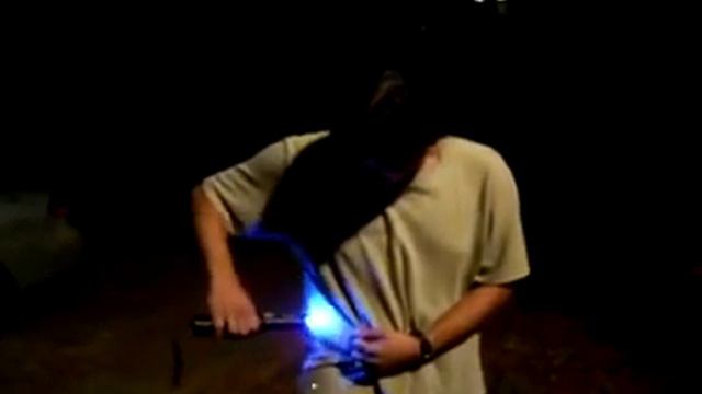 STUN GUN Collection Test up to 950,000 Volts смотреть онлайн