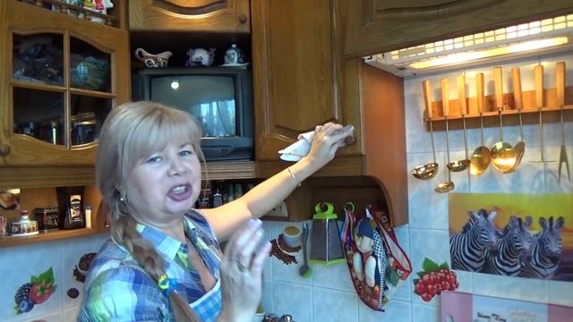 КАК И ЧЕМ УБРАТЬ ГРЯЗНЫЕ ПЯТНА НА КУХОННОЙ МЕБЕЛИ ИЗ НАТУРАЛЬНОГО ДЕРЕВА | Irina Belaja смотреть онлайн