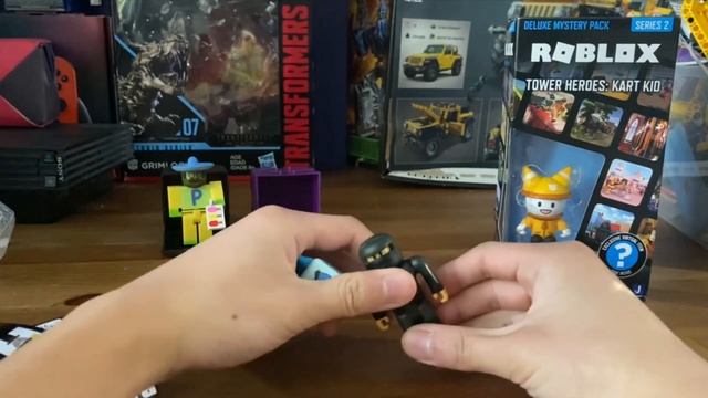 Roblox tower heroes kart kid figure + 2 mystery packs! смотреть онлайн