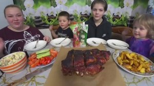Мукбанг/запечëные рëбрышки/ жизнь в селе навеселе
