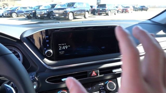 2023 Hyundai Sonata Hybrid SEL | The BEST Midsize Hybrid? смотреть онлайн