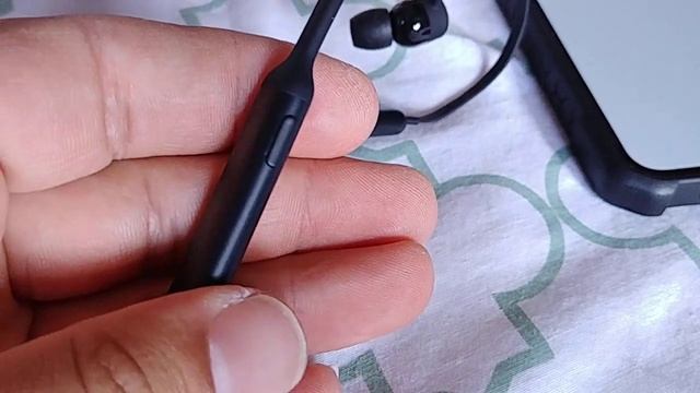 How to pair Beats X wireless to Iphone XS Max phone смотреть онлайн