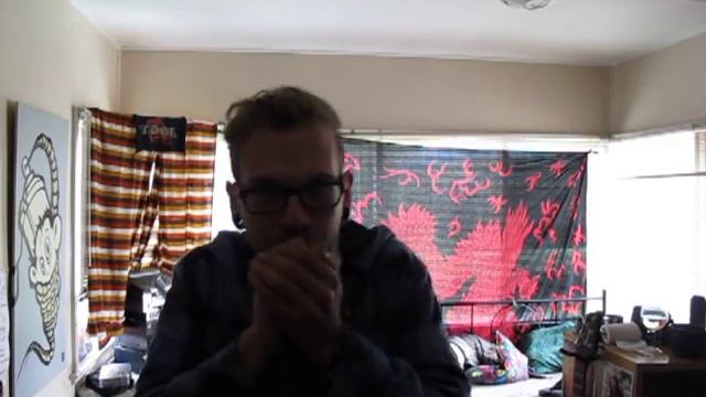 Jesse plays the Wildly Noisy Wooden Thing смотреть онлайн