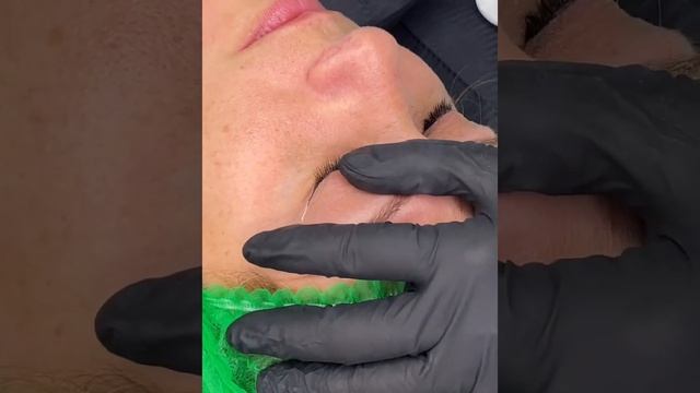 Eyeliner Permanente. Перманентный макияж стрелки