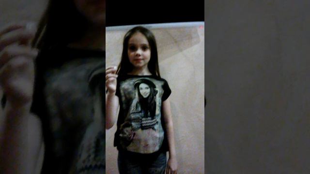 Злой заяц нас отоковал!!! И вцыпился Инессе в лицо!!! Кошмар!!!