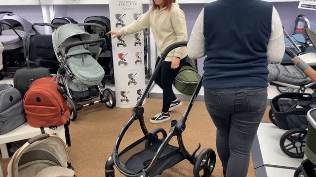 Egg 2 Packages смотреть онлайн