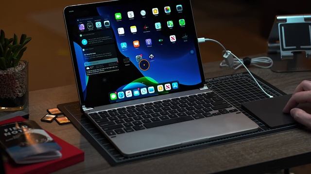 Hands on with iOS 13 Beta & Best Features Coming to iPad (iPad OS) смотреть онлайн