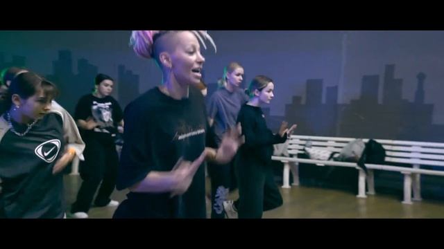 VLOG: ОТЧЕТ LIL'FAM DAY NEW YEAR смотреть онлайн