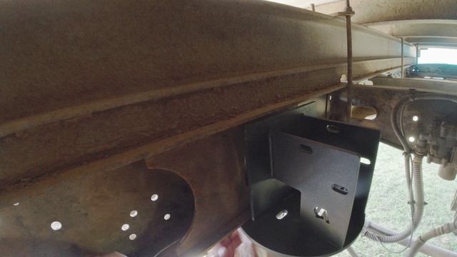 "Задняя пневма." Установка задней пневмоподвески на Газон Next. Часть 1 смотреть онлайн