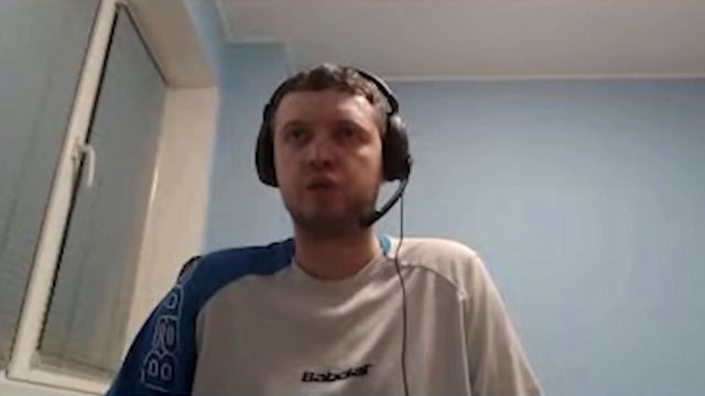как папич празднует Новый Год? смотреть онлайн