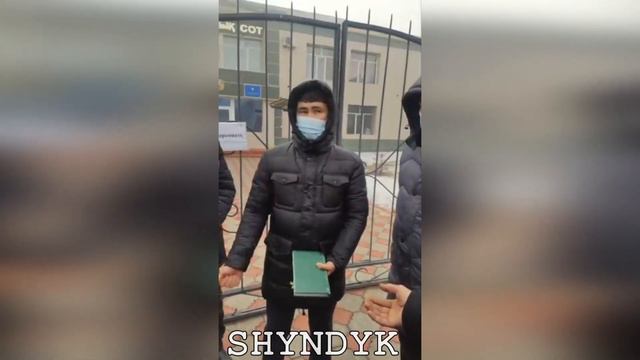 Активистов пришедших на открытый суд хотят оформить как 