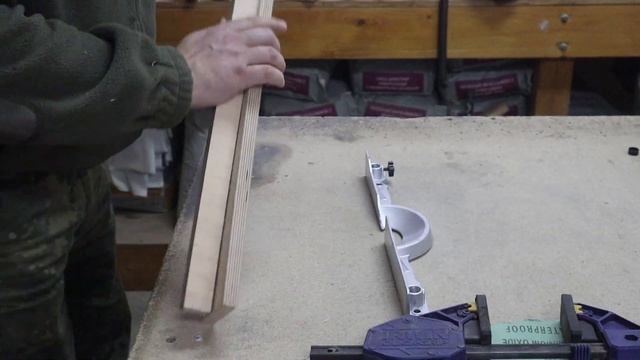 Моя мастерская. Торцовочная пила - новый упор из фанеры. смотреть онлайн
