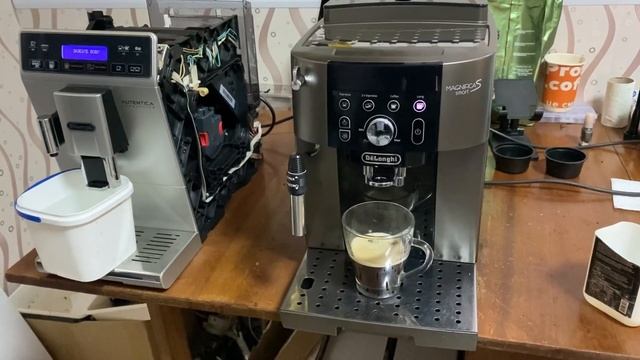 Delonghi Magnifica Smart. Обзор Делонгі популярної бюджетної серії. смотреть онлайн
