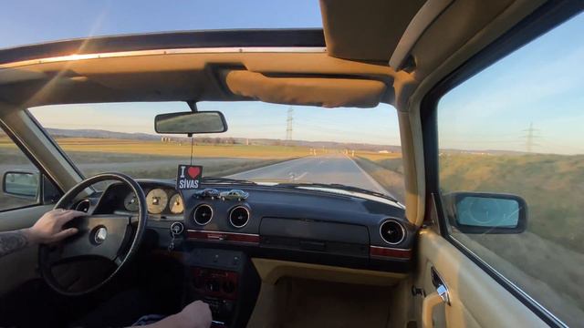 MERCEDES BENZ 200 W123 1980 DRIVE IN GERMANY