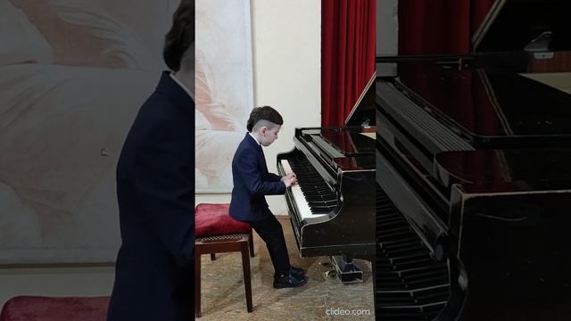 #Алчевск #АДМШ1 #Келледжи Марк Ф. Бах Маленькая фантазия d-moll, А. Гедике Этюд G-dur смотреть онлайн