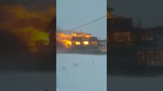 В Охотском,Горит гостиница, охота море. Просто ужас ... 01,24января 2018г