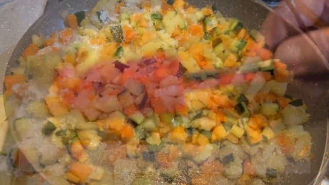 ДОМАШНИЕ БУЛЬОННЫЕ КУБИКИ. НАТУРАЛЬНЫЕ, БЕЗ ХИМИИ! HOME-MADE BOUILLON CUBE. NO CHEMICAL ADDITIVES! смотреть онлайн