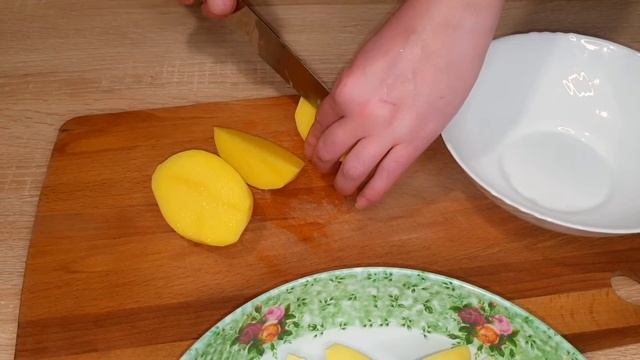 Курица с картошкой запечённая в духовке.КАК ЖЕ ВКУСНО!!! смотреть онлайн