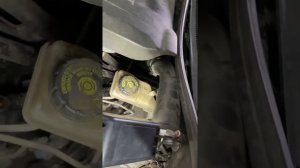 Протяжка кабеля в салон Renault Megane 2