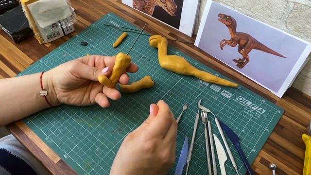 ВЕЛОЦИРАПТОР из Скульптурного пластилина / ПАРК ЮРСКОГО ПЕРИОДА смотреть онлайн