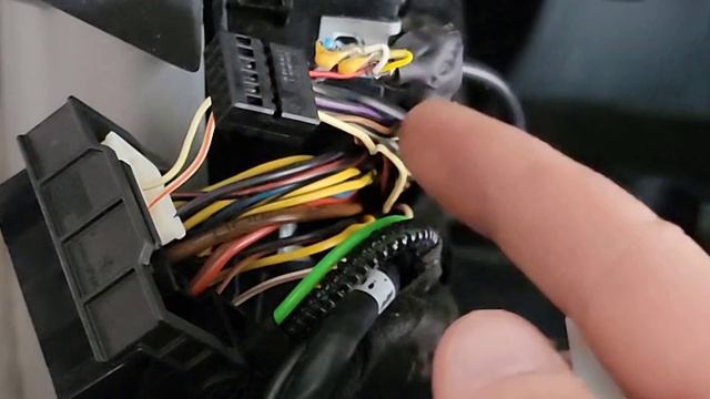 BMW E60 Aftermarket Bluetooth Music Installation (Module from Amazon) смотреть онлайн