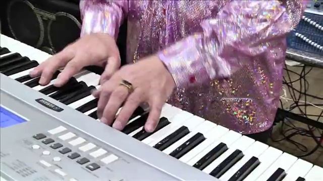Ретро-Экспресс - Вова последний раз 21.12.14г. смотреть онлайн