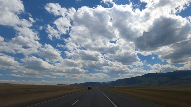 Anaconda to Dillon, Montana | Crossing the Continental Divide | Finally Some Interstate Miles! смотреть онлайн