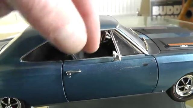 Plymouth Hemi Road Runner ERTL 1969 1/18 смотреть онлайн