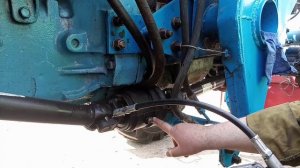 Смазка поросенка в МТЗ Беларус