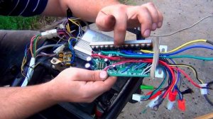 Электротранспорт   Как подключить питание контроллера и замка зажигания к АКБ