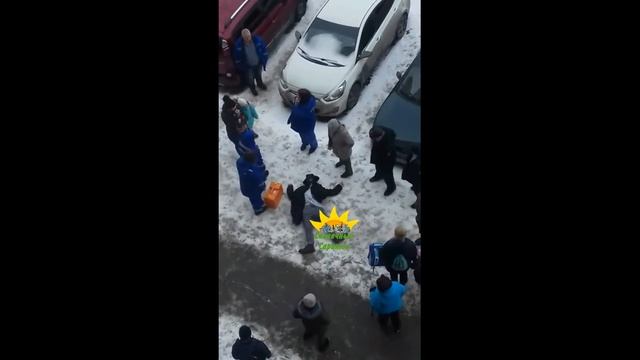 Смерть упавшего с 19-этажки мужчины смотреть онлайн