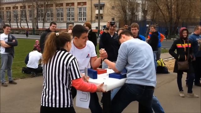 I Чемпионат МЭИ по Армрестлингу 2015 смотреть онлайн