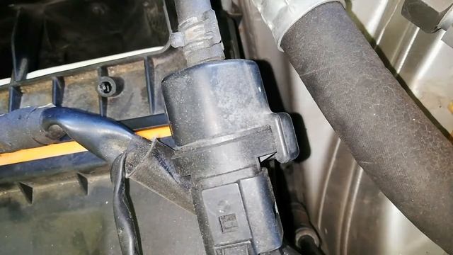 Audi A4 B6 1.8T Wymiana filtra paliwa/pompa paliwa ucichła (czarna Beznyna) Nie odpalił po wymianie смотреть онлайн