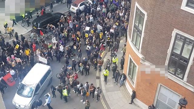 Забастовка в Лондоне.“Kill the Bill”.Жизнь в Лондоне/Жизнь в Англии смотреть онлайн