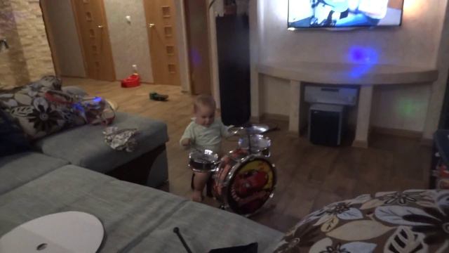 самый маленький барабанщик смотреть онлайн