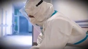 Очень трогательная песня, о работе врачей, медицинских сестер в "красной зоне".