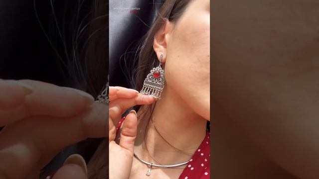 Кубачинские серебряные сережки #подарок #кубачи #браслет #подарокжене #shortvideo #серьги #сердолик смотреть онлайн