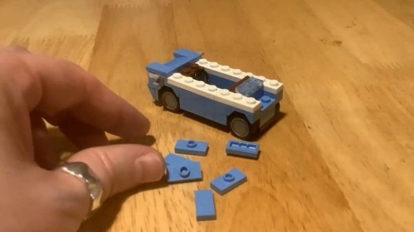 Lego Harry Potter Flying Ford Anglia MOC build - Four studs wide