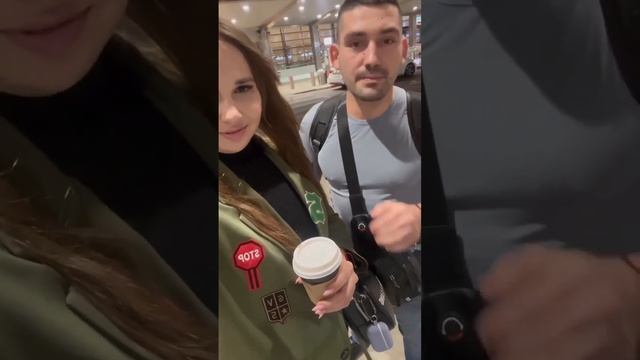 Пара из Беларуси оставили отзыв о прохождении границы смотреть онлайн