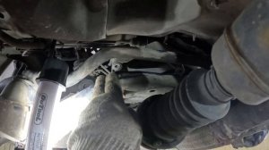 Демонтаж рулевой рейки Шевроле Каптива !!!