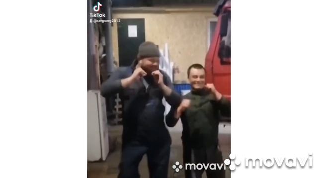 Как Возвращаются Домой #вахтовики #приколы #танцы #сон #работаем #черноезолото смотреть онлайн