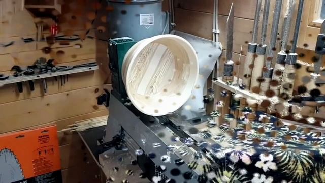 Зачем нужен реверс на токарном по дереву? Испытание смотреть онлайн