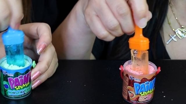 PAINT SPLASH SOUR POWDER CANDY POPS + GRAPE VINE GUMMY CANDY | Kim&Liz Too смотреть онлайн